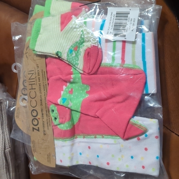 ZOOCCHINI GRIP+EASY COMFORT CRAWLER LEGGING & SOCKS SET - DAI THE DINOSAUR - Picture 4 of 6